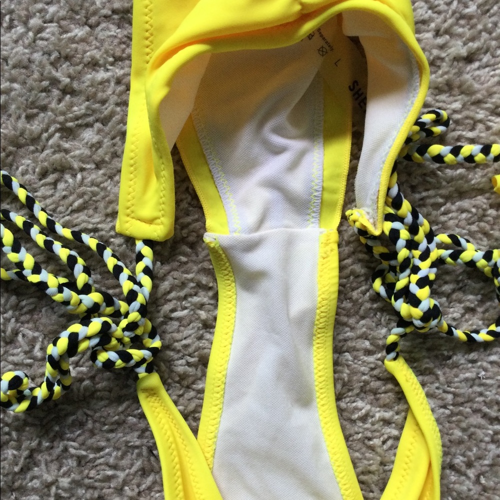 π₯π₯HOST PICπ₯π₯ SHEIN Yellow Frilly Bikini - Picture 3 of 16